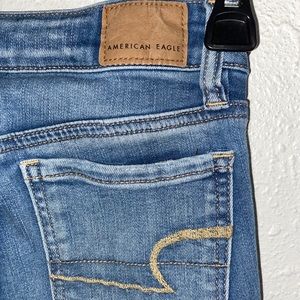American eagle distressed jeans